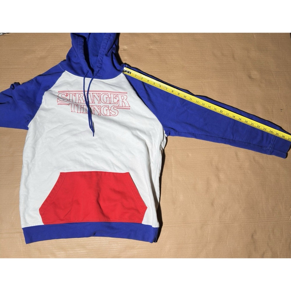Stranger Things Size Large Hoodie Pull Over Swetshirt Long Sleeve Netflix